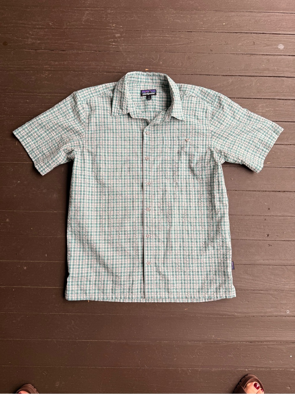 Patagonia Men’s Short-Sleeve Puckerware Button-Up Shirt in Mint Plaid